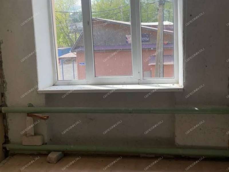 помещение под помещение свободного назначения на Школьной улице село Большое Мокрое