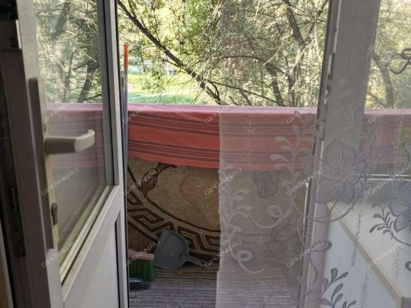 трёхкомнатная квартира на улице Лескова дом 8