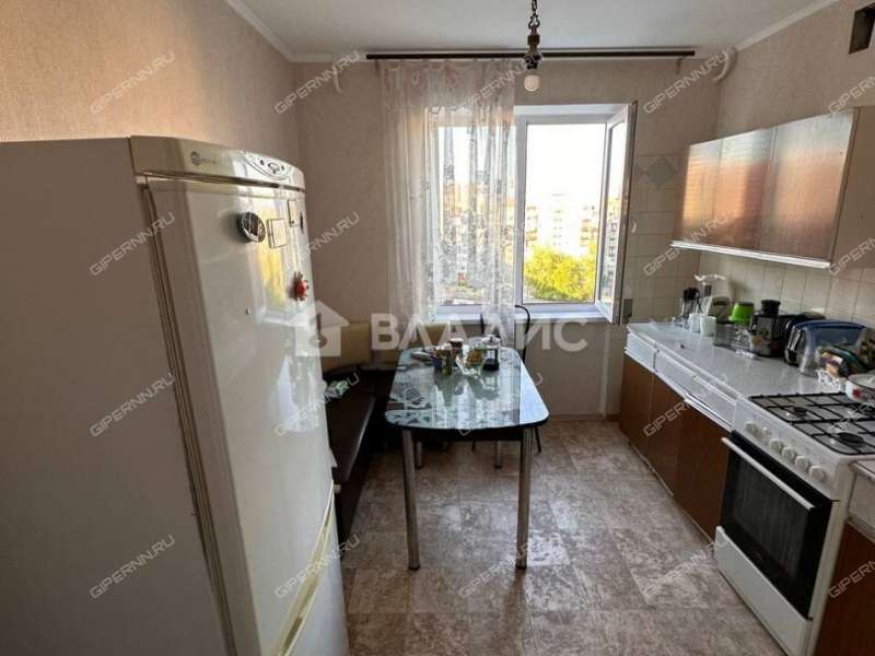 трёхкомнатная квартира на Ижорской улице дом 34