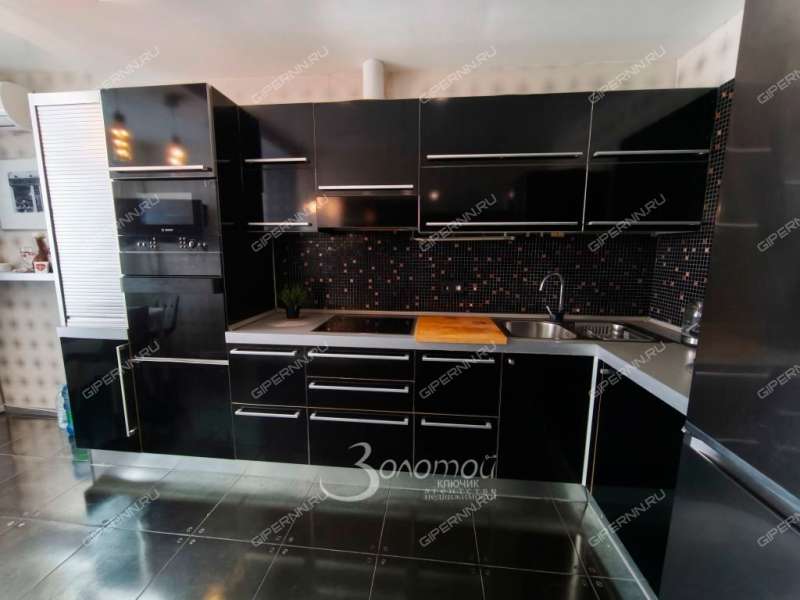 трёхкомнатная квартира на улице Янки Купалы дом 42