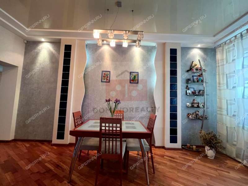 трёхкомнатная квартира на Большой Покровской улице дом 20б