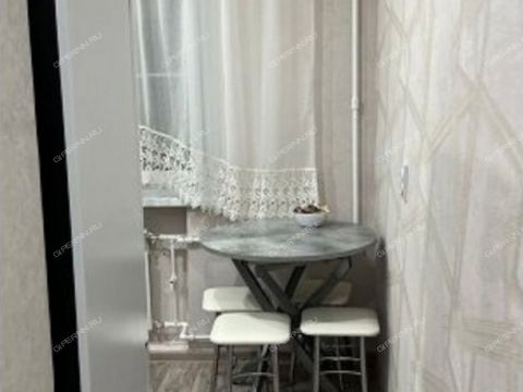 1-komnatnaya-ul-marshala-voronova-d-2a фото