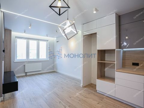 2-komnatnaya-ul-romantikov-d-7 фото