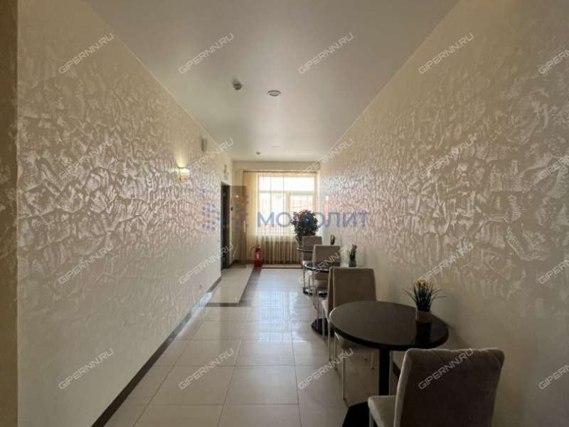 здание под коммерческую недвижимость на Удмуртской улице