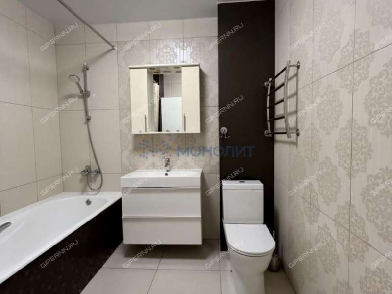 трёхкомнатная квартира на улице Родионова дом 192 к3