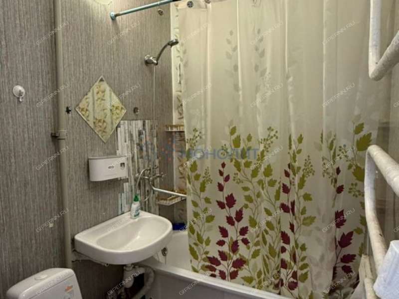 двухкомнатная квартира на улице Красных Зорь дом 6