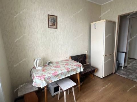 1-komnatnaya-ul-40-let-pobedy-d-18 фото