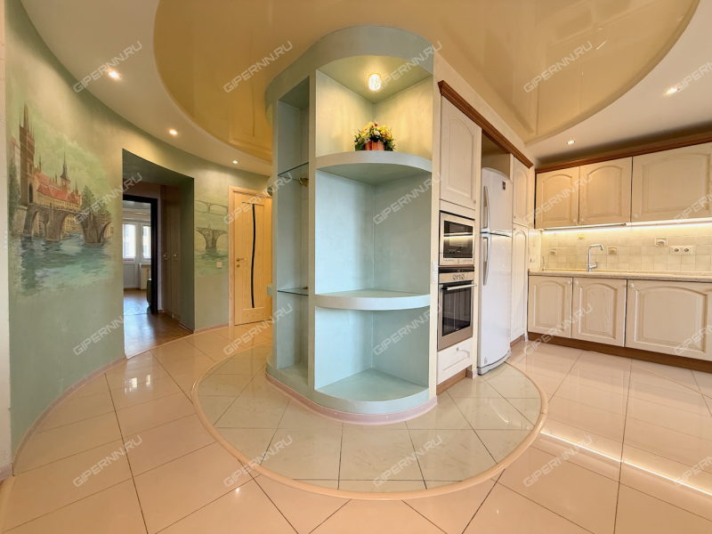 трёхкомнатная квартира на Деловой улице дом 22 к2