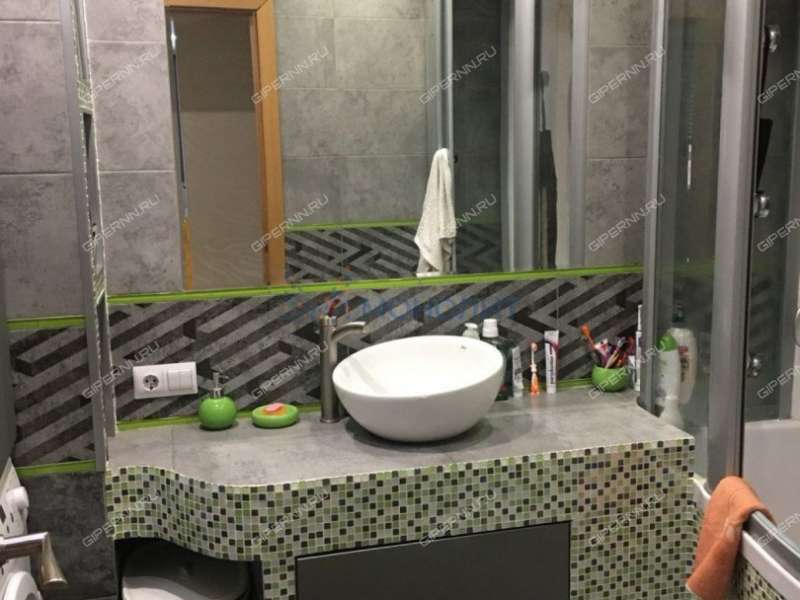 трёхкомнатная квартира на улице Академика Сахарова дом 109 к1