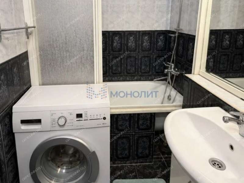 трёхкомнатная квартира на улице Маковского дом 23