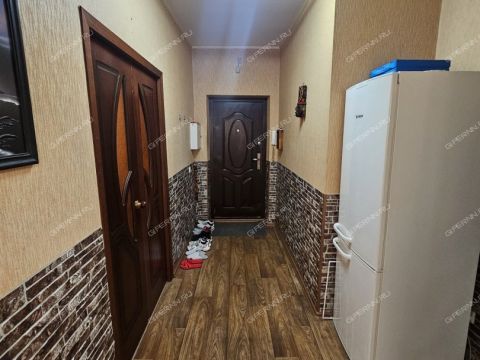 1-komnatnaya-nab-volzhskaya-d-8 фото