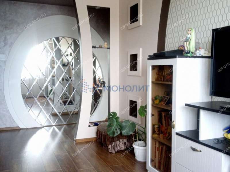 трёхкомнатная квартира на улице Июльских Дней дом 1 к1