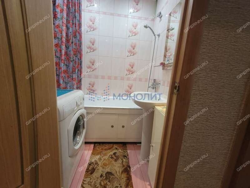 трёхкомнатная квартира на проспекте Кораблестроителей дом 26 к1