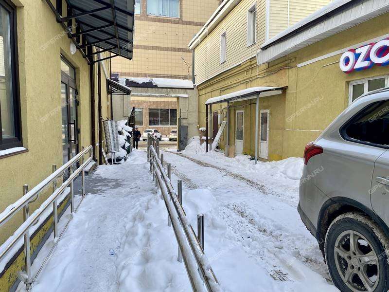 помещение под торговую площадь на Литвинова ул, д.20