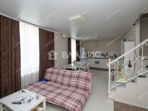 dom-derevnya-kusakovka-ul-vasilkovaya-d-80g фото