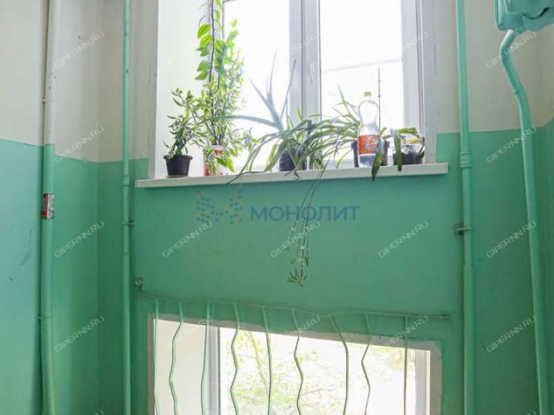 однокомнатная квартира на Светлоярской улице дом 27