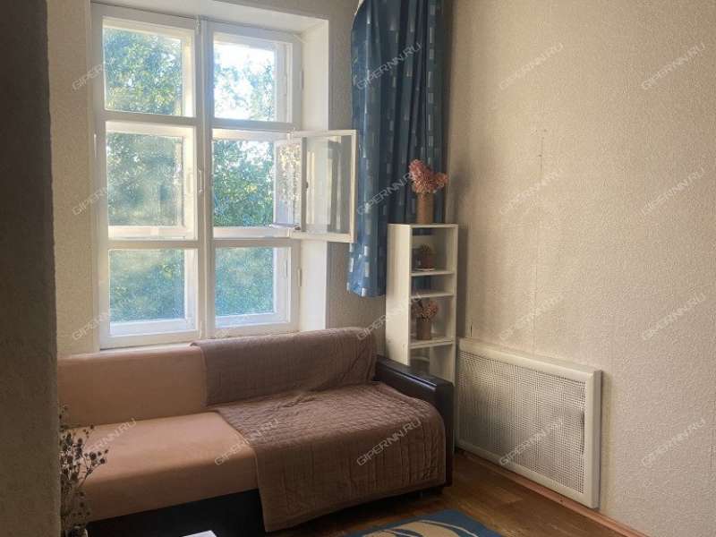 трёхкомнатная квартира на улице Ярошенко дом 1