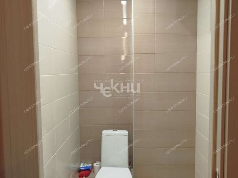 двухкомнатная квартира на проспекте Героев Донбасса дом 17