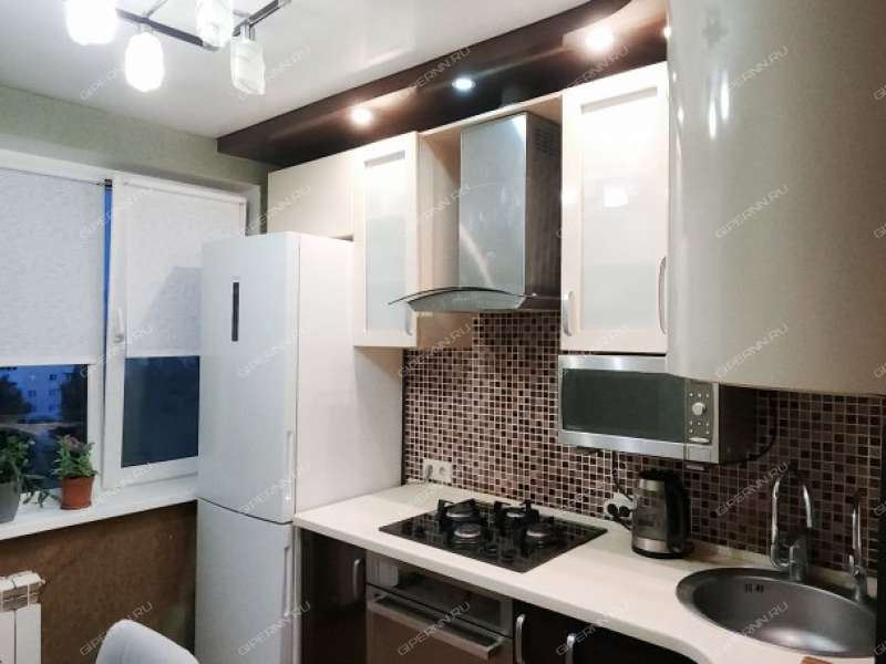 двухкомнатная квартира на бульваре 60-летия Октября дом 20