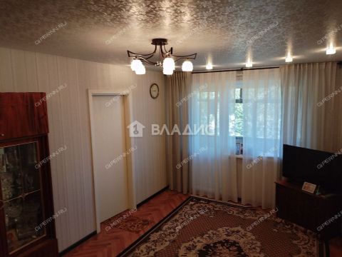 2-komnatnaya-ul-geroya-yuriya-smirnova-d-61 фото