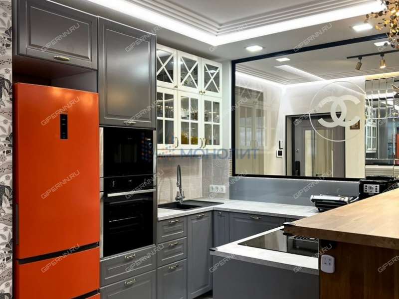 трёхкомнатная квартира на улице Нестерова дом 22