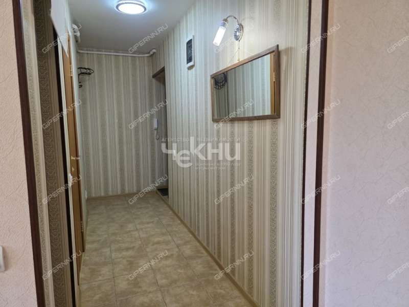 двухкомнатная квартира на улице Ванеева дом 108