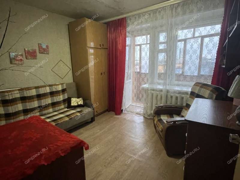 трёхкомнатная квартира на Молодёжном проспекте дом 12а