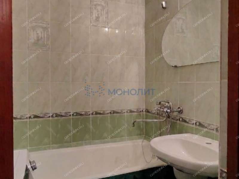 трёхкомнатная квартира на улице Родионова дом 180