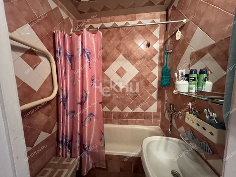 трёхкомнатная квартира на Комсомольской улице дом 19