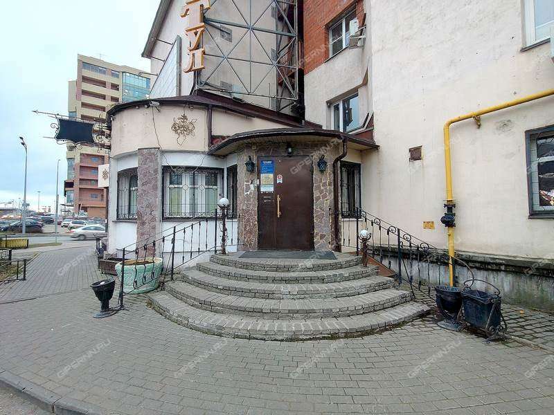 помещение под торговую площадь на Керченская ул,д. 14а