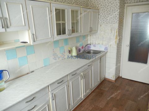 3-komnatnaya-b-r-zarechnyy-d-3 фото