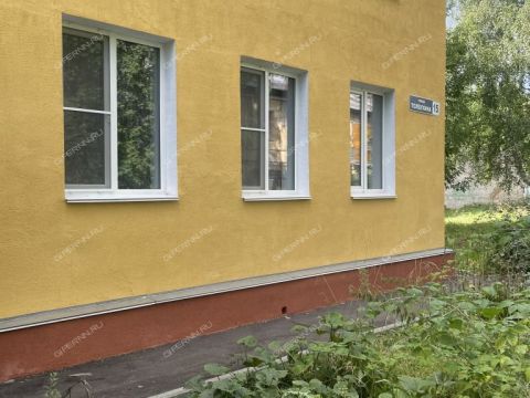 2-komnatnaya-ul-tolbuhina-d-15 фото