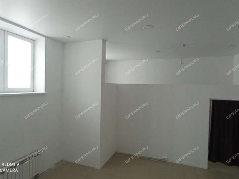 помещение под помещение свободного назначения, торговую площадь на 2-й Дорожной улице