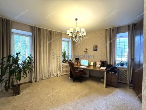 6-komnatnaya-ul-novaya-d-55d фото