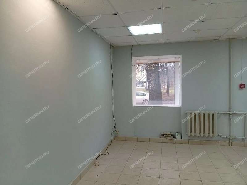 помещение под торговую площадь на Моховая ул. 18
