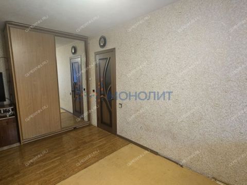 1-komnatnaya-ul-germana-lopatina-d-9a фото