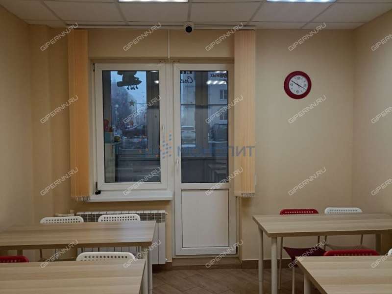 помещение под офис, торговую площадь на улице Богдановича