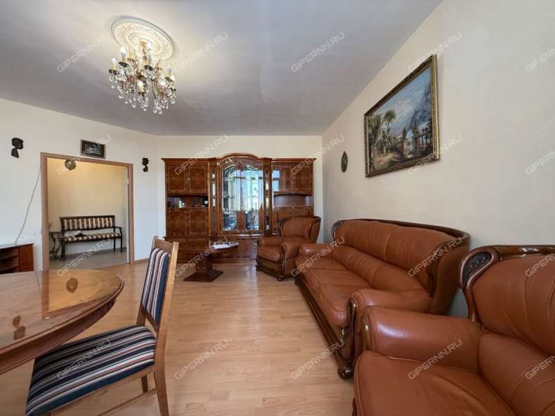 двухкомнатная квартира на Керченской улице дом 20В