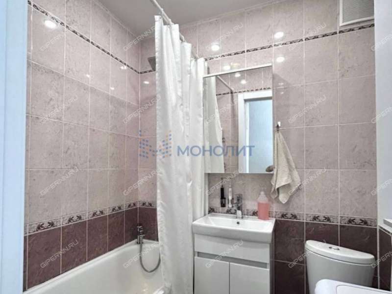 однокомнатная квартира на улице Сергея Есенина дом 20