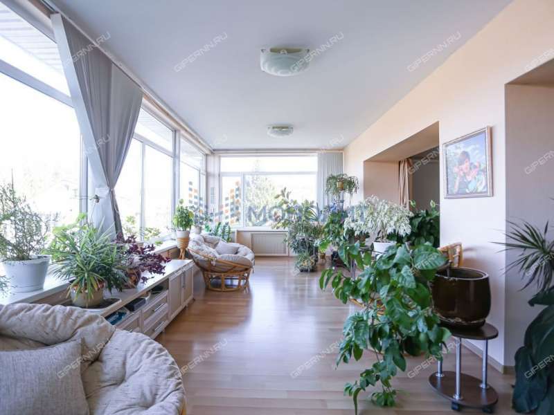 дом на улице Вали Котика