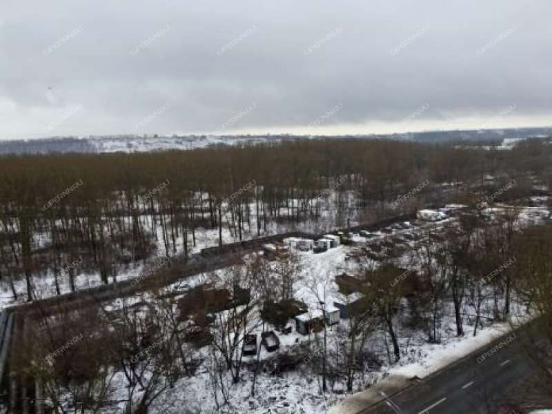 двухкомнатная квартира на улице Юлиуса Фучика дом 41