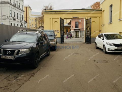 5-komnatnaya-ul-varvarskaya-d-3b фото