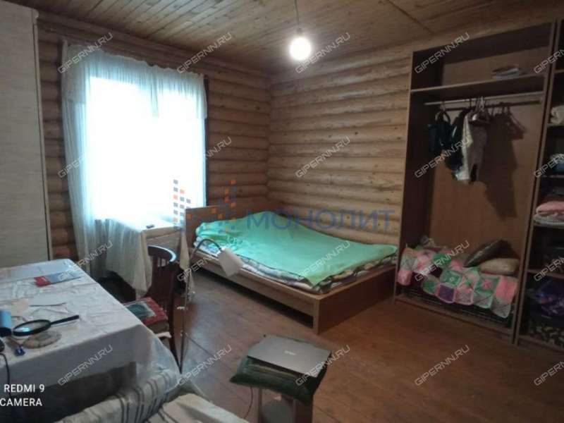 1/2 дома в слободе Верхнепечёрская