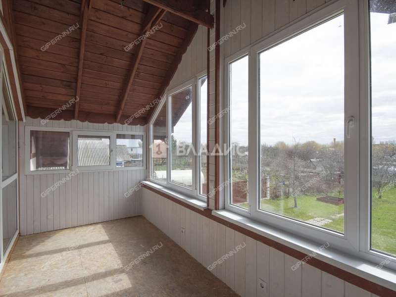 дом на улице Выселки село Шава