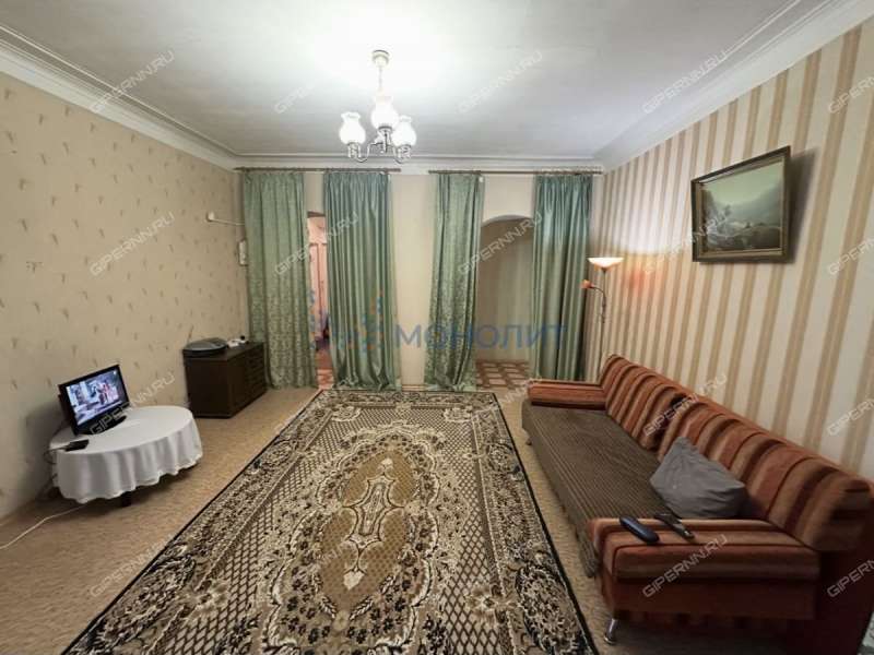 трёхкомнатная квартира на улице Бекетова дом 7