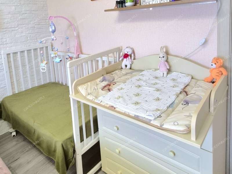 двухкомнатная квартира на Бурнаковской улице дом 121