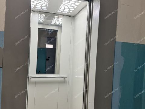 2-komnatnaya-ul-germana-lopatina-d-5a фото