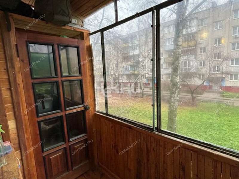 четырёхкомнатная квартира на улице Бурденко дом 19