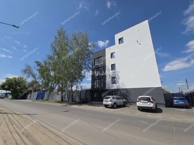 здание под офис, торговую площадь на улице Ларина