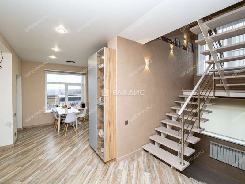 дом на улице Полевая деревня Карабатово